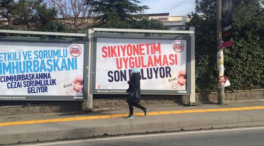 AKP’den sıkıyönetimli afiş