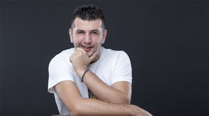 Dinçer Güner ile; Hem Astroloji hem de Aile Dizimi çalışmalarını gerçekleştirebileceksiniz.
