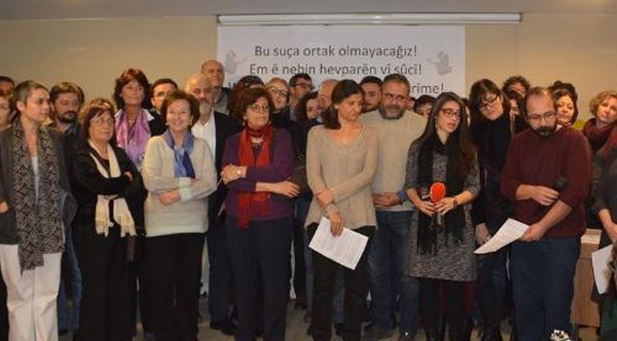 İzmir Dokuz Eylül Üniversitesi’nde 12 akademisyen açığa alındı
