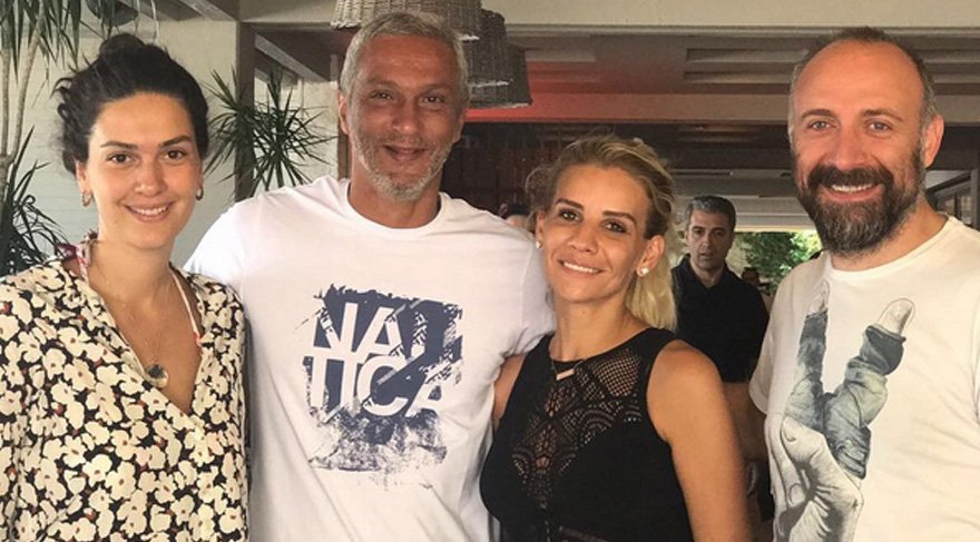 Ali Özbir fotoğrafın altına düştüğü notla gülümsetti