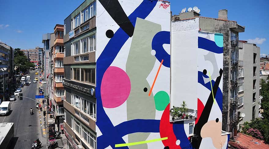 Kadıköy Mural Festivali’yle sokaklar sergi alanına dönüştü