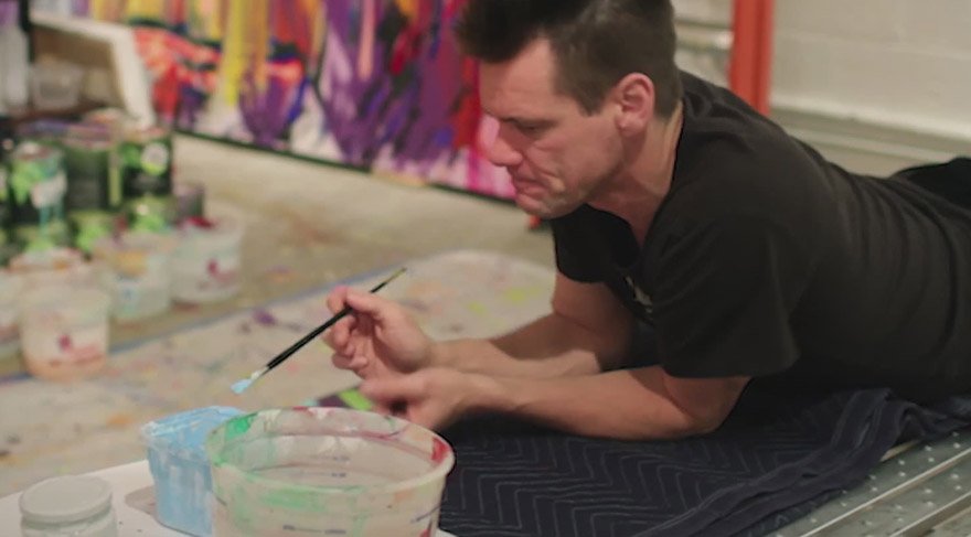 Jim Carrey kendisini resme verdi