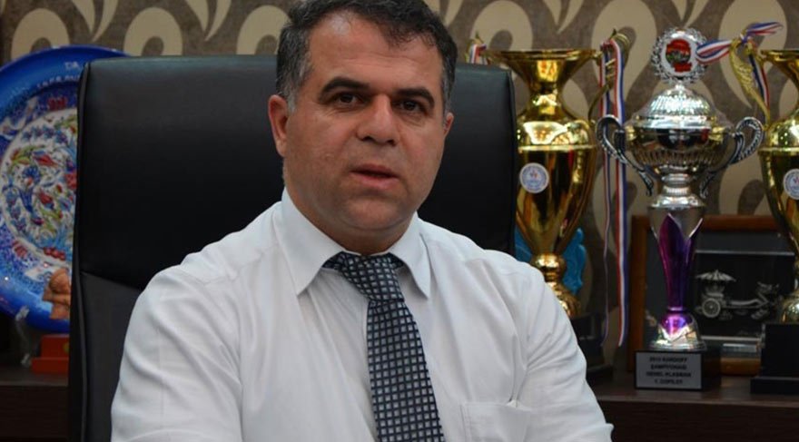 Görevden uzaklaştırılan AKP’li Belediye Başkanı gözaltına alındı