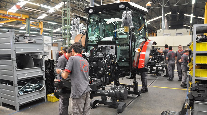 Erkunt Traktör fabrikası- 2015 Foto: Depo Photos
