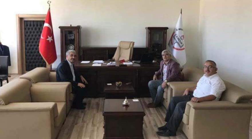 Milli Eğitim Müdürü’ne Atatürk portresi soruşturması