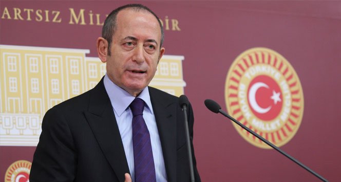 FOTO:İHA/Arşiv - CHP'nin Meclis Başkan vekilliği görevini Akif Hamzaçebi yürütüyordu.