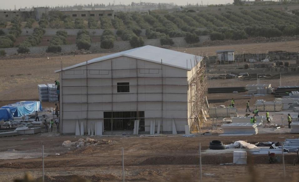 Geçtiğimiz ay Türkiye'nin başlattığı hastane inşaatını Reuters görüntüledi.