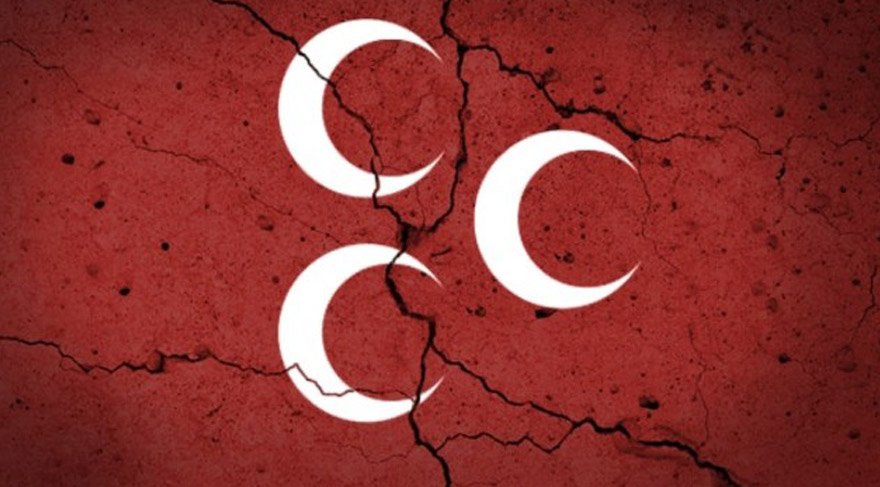 MHP’de toplu istifalar sürüyor…