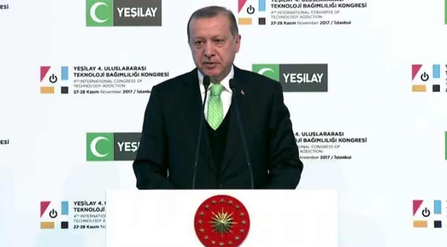 Erdoğan’dan teknoloji bağımlılığına ‘Mekkeli ve özçekimli’ örnek