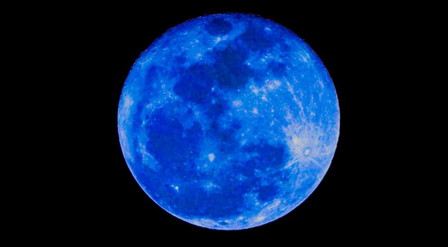Venüsyen Kanlı Mavi Süper Ay Tutulması