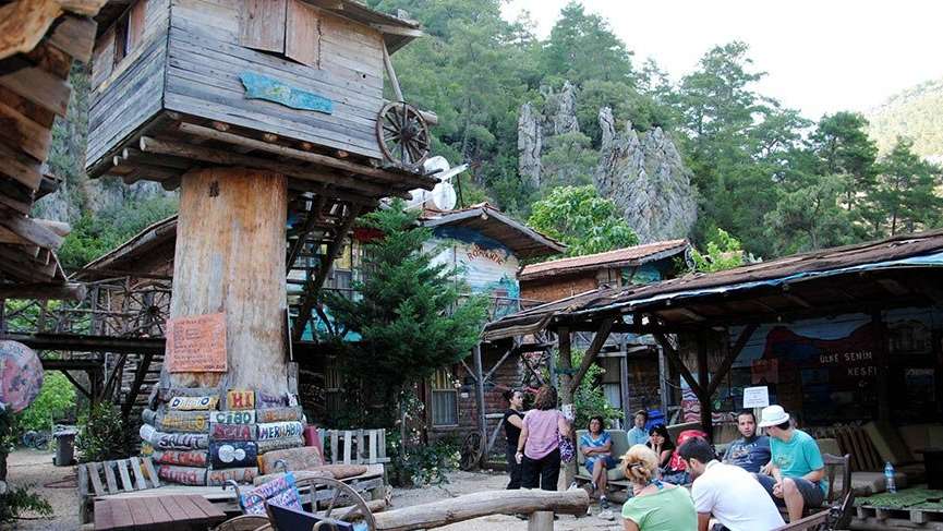 Kadir’in Ağaç Evleri, ‘kalınacak en iyi hostel’ seçildi