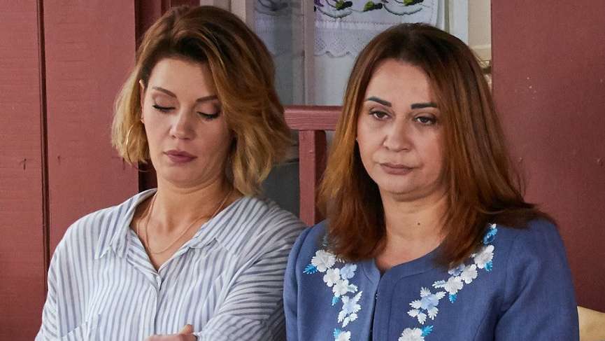 Öznur Ön ve Ayça Varlıer’den örnek davranış