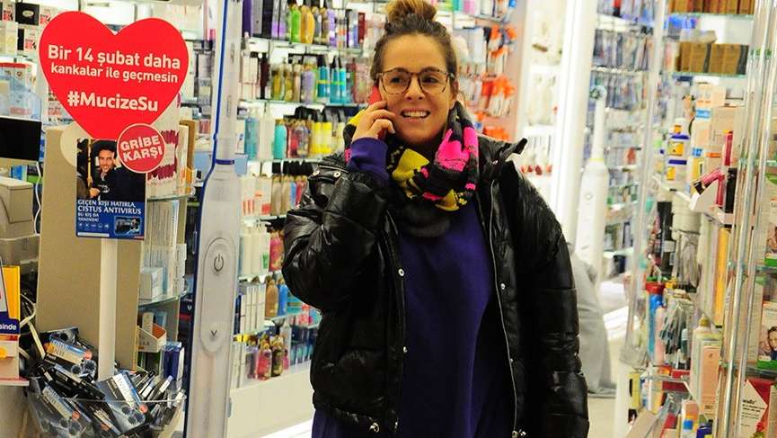 Doğa Rutkay’dan telefon taktiği
