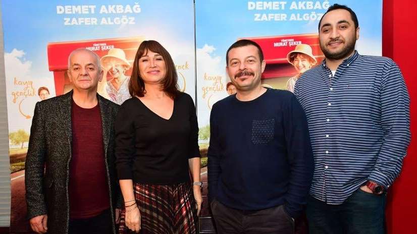 Görevimiz Tatil’e İzmir’de anlamlı hediye