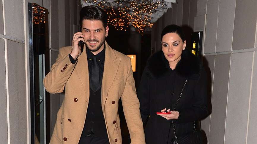 Tolgahan Sayışman 14 Şubat’ta üçü bir arada yaptı!