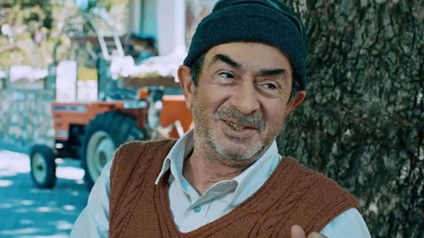 Turan Özdemir’e “En iyi yardımcı erkek oyuncu” ödülü