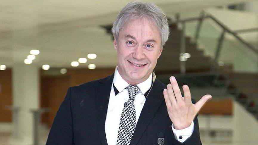 Metin Uca, Mina Başaran tweetine isyan etti