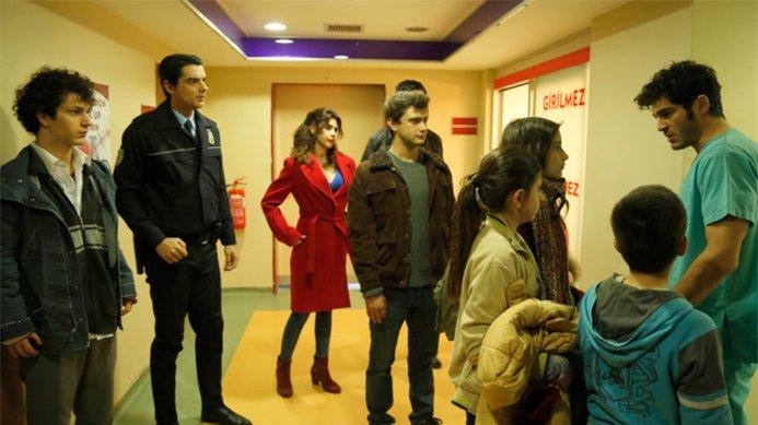 Bizim Hikaye’de şok cinayet! O oyuncu diziden ayrıldı…