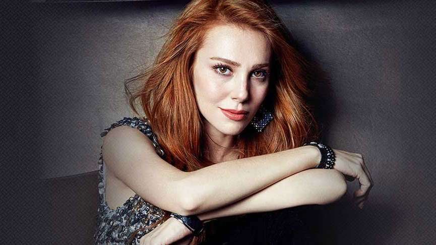 Elçin Sangu kendisini şımarttı… 900 bin liralık hediye!