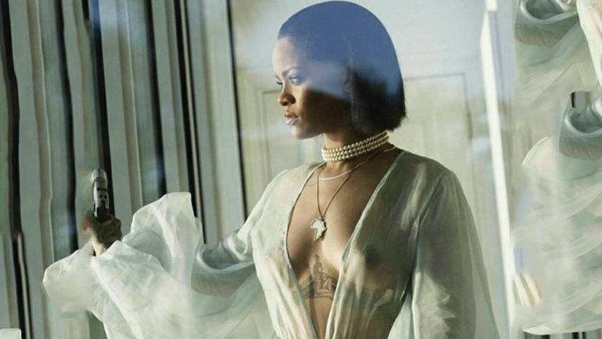 Rihanna şimdi de kendi iç çamaşırı markasını çıkarıyor