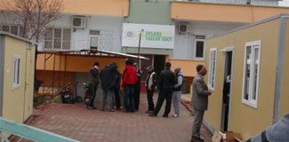 İHH bürosuna polis baskını!