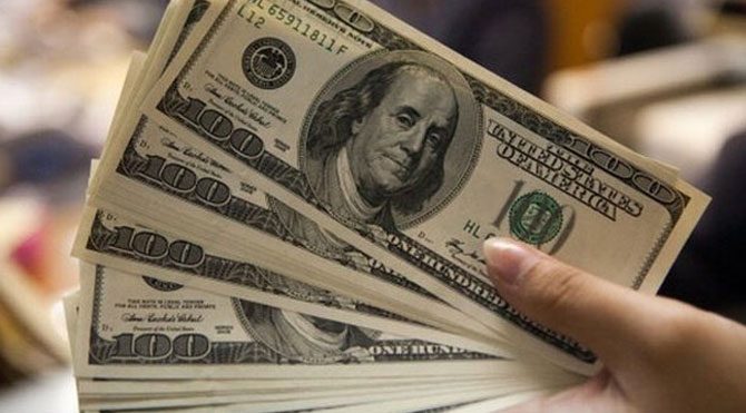Dolar 7 ayın zirvesinde