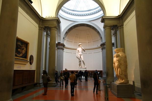 5- TASARIM SANATI AKADEMİSİ (FLORANSA, İTALYA)<br /><br />Michelangelo'nun Davut Heykeli'nin sergilendiği müze, Avrupa'daki ilk çizim akademisi sayılıyor.