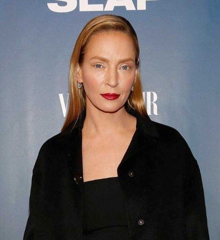 Transform adlı estetik cerrahi merkezinin yöneticisi Mark Norfolk da "Uma Thurman kesinlikle dramatik bir değişime uğramış gibi görünüyor. Bence Thurman'a yapılan uygulama aşırıya kaçmış" dedi.