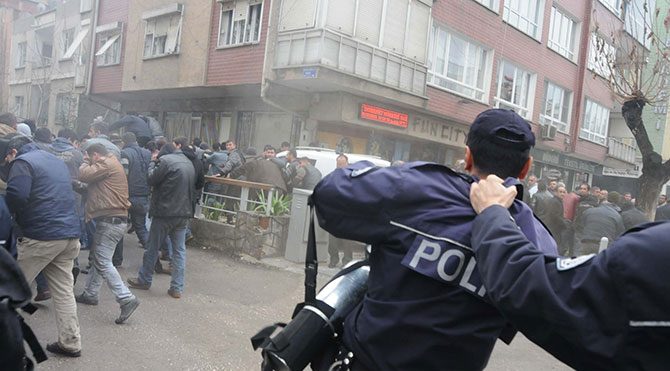‘Sık lan sık’ diyen polise soruşturma