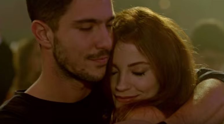 Adı Mutluluk 17.Bölüm Final izle Adı Mutluluk 17.Bölüm Final izle
