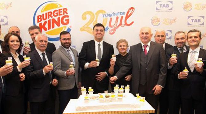 burger king turkiye de 20 yilini kutluyor ekonomi haberleri