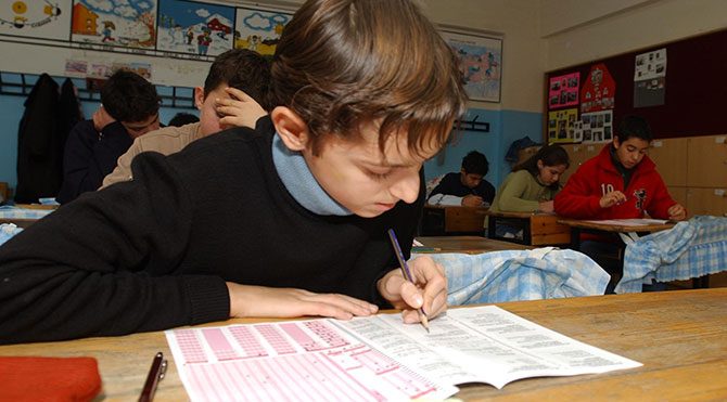 Eğitim sistemi S.O.S. veriyor!