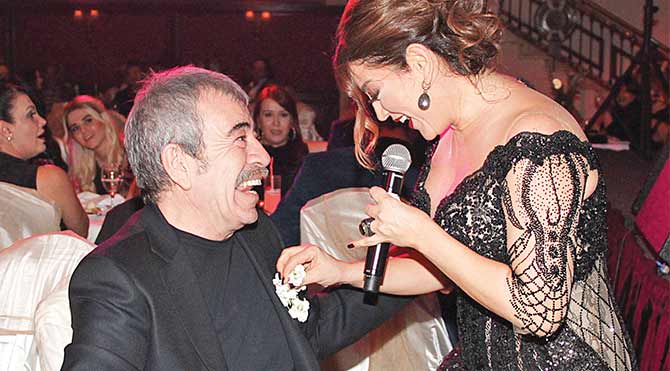 Çiçekli muhabbet