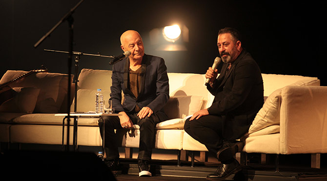 Cem Yılmaz, Okan Bayülgen’i görmemezlikten geldi