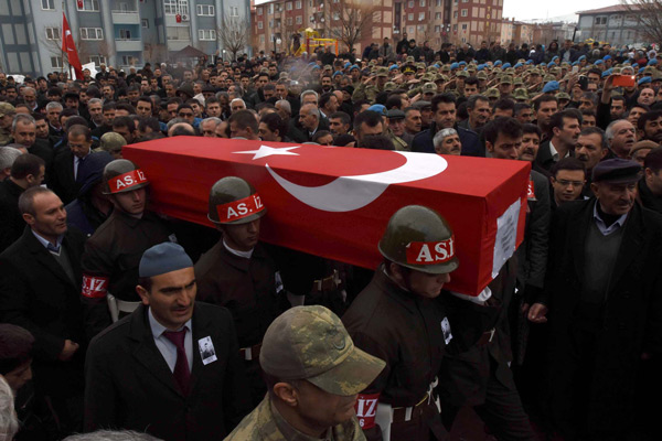 Türkiye son üç günde teröre 43 şehit verdi