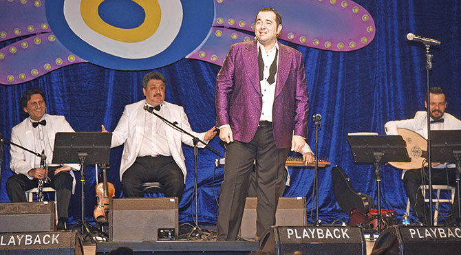 Ata’dan VIP konser