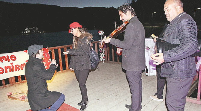 Kemanlı evlenme teklifi