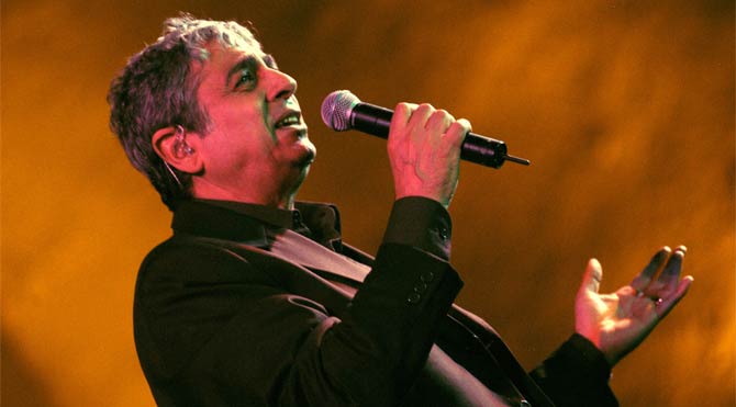 Yaşayan efsane Enrico Macias Türkiye’ye geliyor