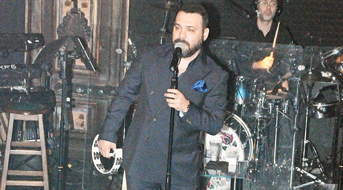 Yaşar sevenleriyle buluştu
