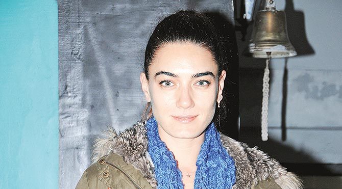 Konuşmak istemiyor