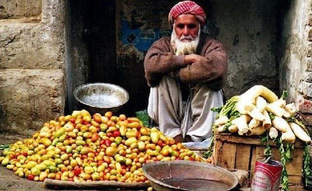 Hunza Türkleri'nin et ve baharatlı yemekleri çok ünlü ve Sadece kendi ürettikleri sebze ve meyveleri tüketiyorlar.