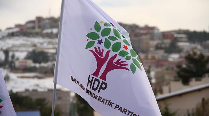 HDP’li vekillerin fezlekeleri Meclis’te