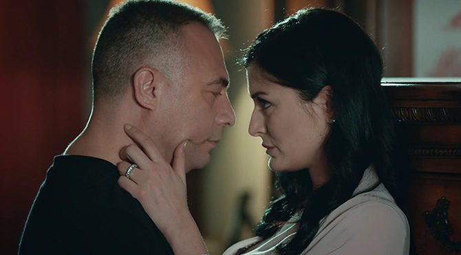 Oktay Kaynarca ve Deniz Çakır ilişkisi son sürat ilerliyor
