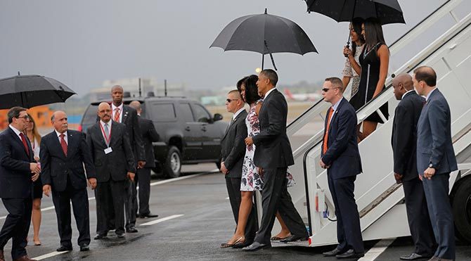 Obama'dan Küba'ya tarihi ziyaret