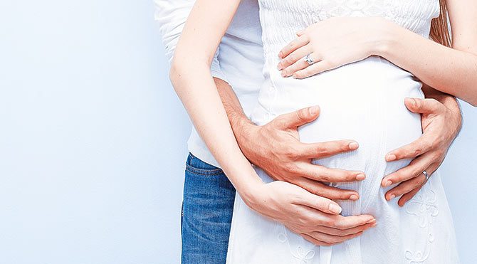 Hamile kadına sosyal destek moral sağlıyor