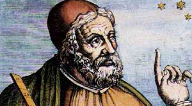 Cladius Ptolemy: (1. yüzyıl) Genellikle klasik dönemin en önemli astronomu, coğrafyacısı ve astroloğu kabul edilir. “Syntaxis (Almagest)” eseri Yunan Astronomisi’nin detaylı bir özetidir. Kullanışlı tabloları,astronomik hesaplamaların standardı haline gelmiştir. Coğrafya çalışmaları ise mükemmel bir Atlas-Gazeteer oluşturmaktadır ve bu alanda klasik dönemlerden günümüze kadar bozulmadan ulaşmayı başarmış tek eserdir. Astroloji hakkındaki kitabı “Tetrabiblos” ise hatalı biçimde çoğu modern astrolog tarafından astrolojinin nihai kaynak kitabı olarak değerlendirilmiştir.