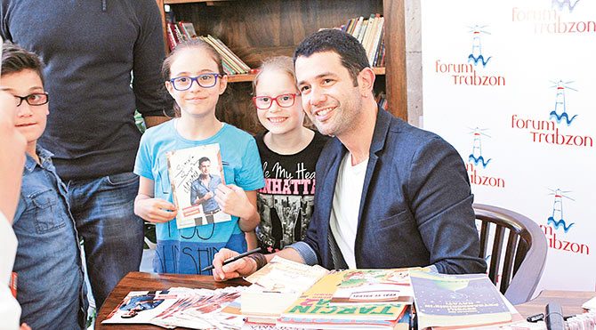 Keremcem’den köy okullarına destek