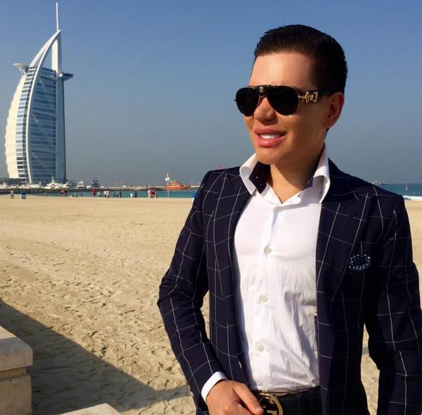 Oyuncak bebek gibi olabilmek için… Moda haberleri Oyuncak bebek gibi olabilmek için… Moda haberleri