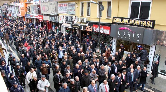 CHP, 13 milletvekili ile Düzce İl Başkanı'na destek verdi
