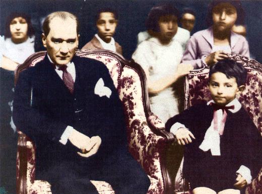 Atatürk Çocuk